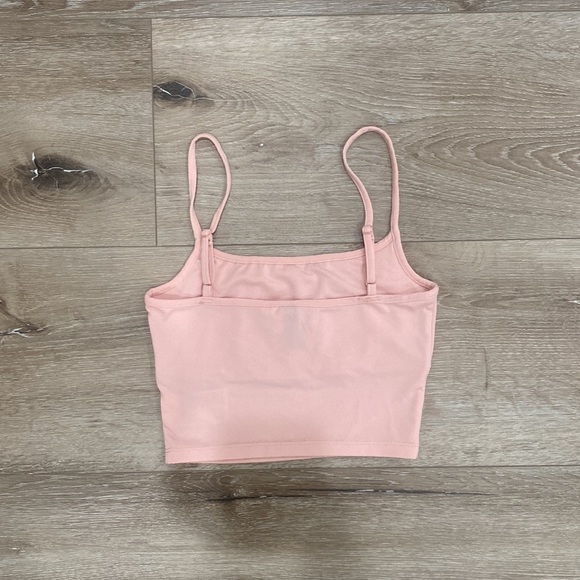 H&M women’s light pink tank top - Picture 4 of 4